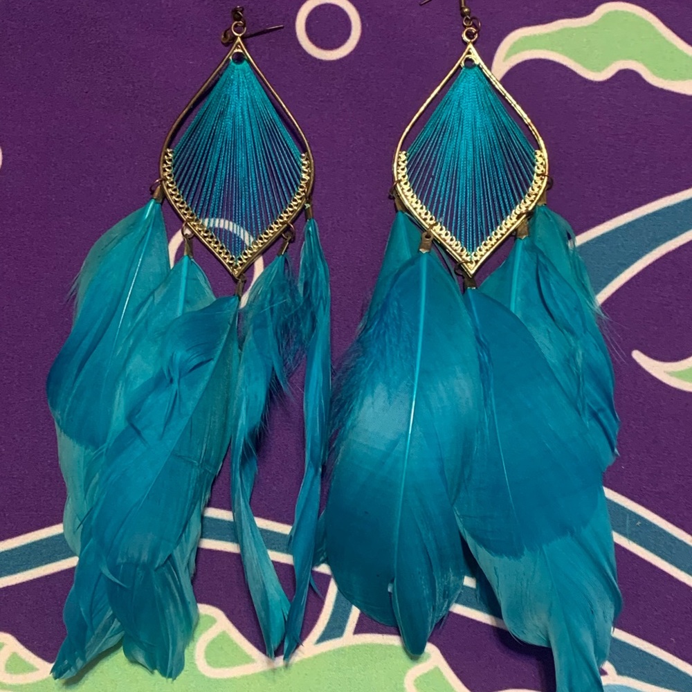 Bohemian Feather Earrings 💙